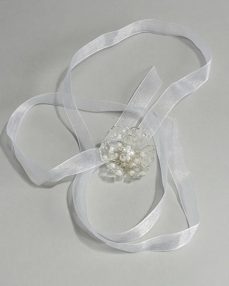 Wielofunkcyjny choker z kwiatem na wstążce „Eteryczny Cud” — 7