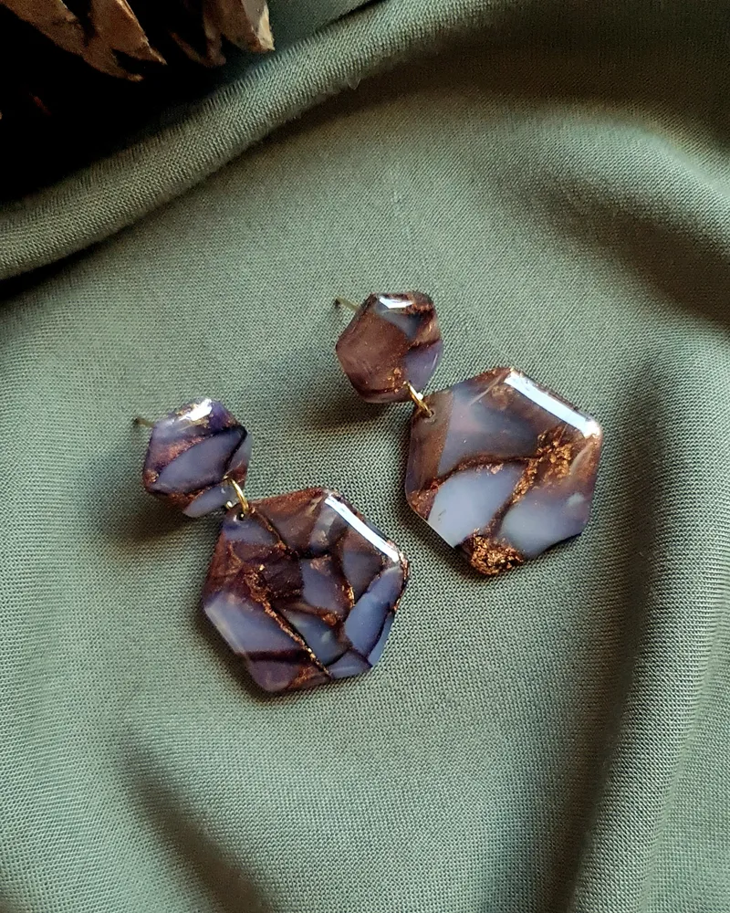 Brown Autumn Leaf Earrings - Stone Imitation — 16