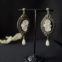 Gothic Earrings with White Roses Roxane 3
