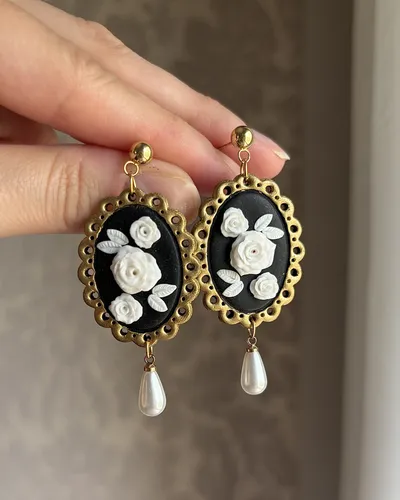 Gothic Earrings with White Roses Ophelia — thumbnail 3