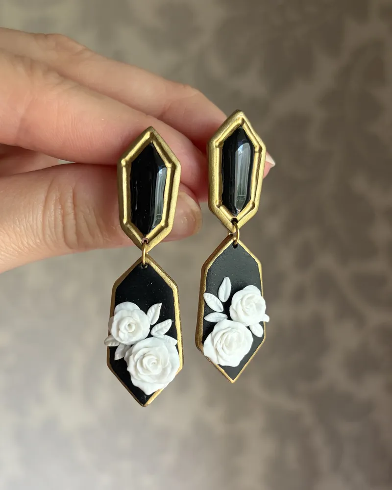 Gothic Earrings with White Roses Estelle — 4