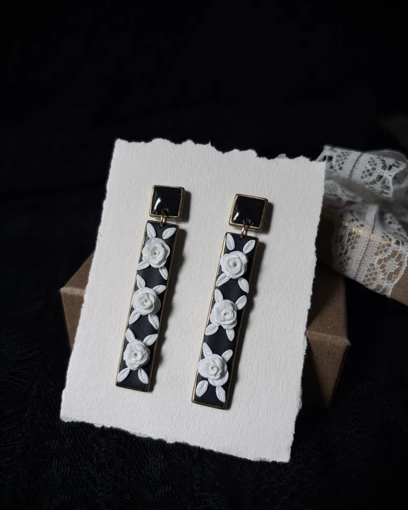 Gothic Earrings with White Roses Celestia — 6