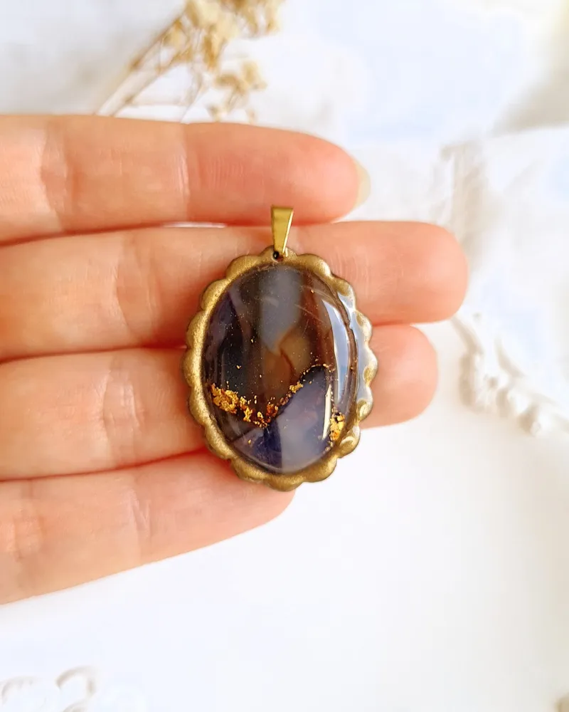 Oval Brown and Purple Autumn Pendant - Stone Imitation — 2