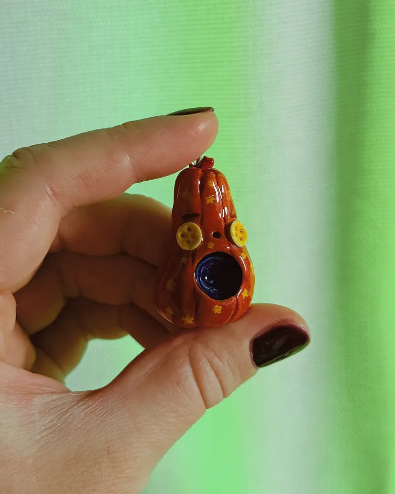 Wisiorek Dynia “Button” — 4