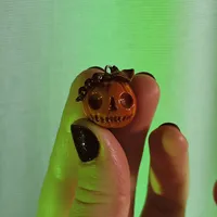 Wisiorek Dynia “Skull 2