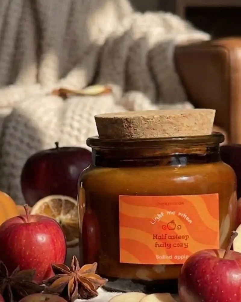 Świeca sojowa "Baked Apple" 120 ml – Pieczone Jabłko z Cynamonem — 1
