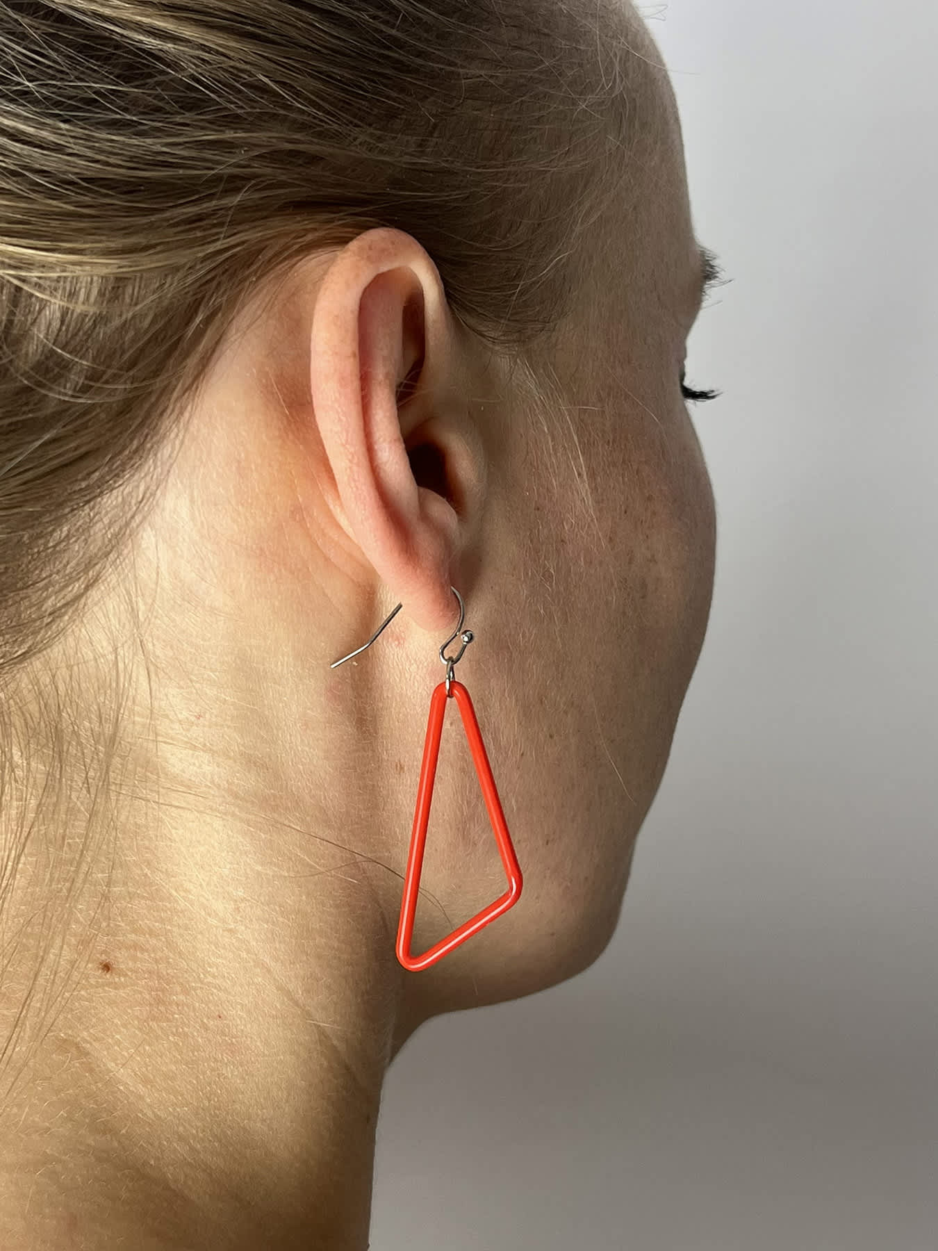 TRI Earrings - Small Red — 2