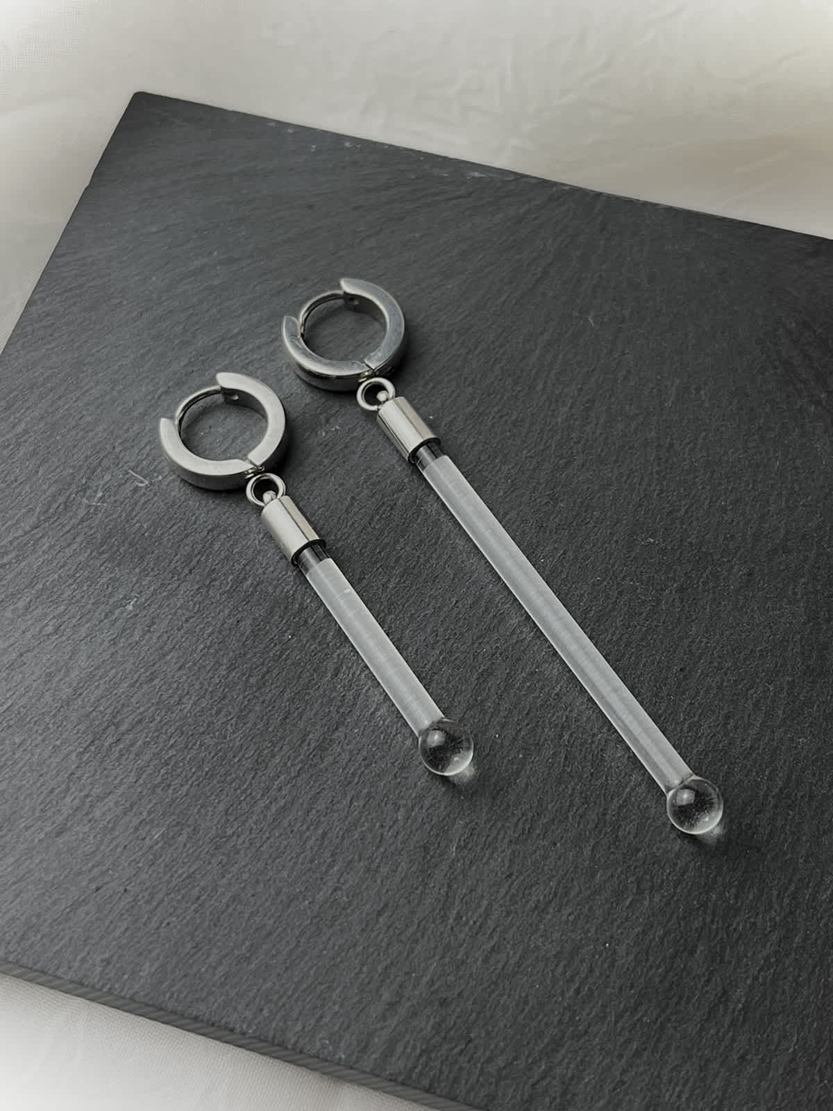 Rosa Earrings - Asymmetrical — 1